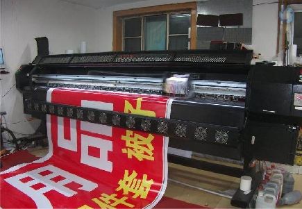 梨林喷绘广告分辨率是多少？